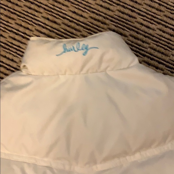 White puffy vest - Picture 2 of 6